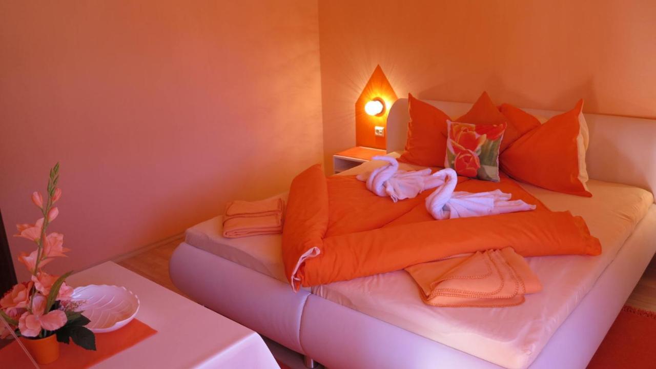 Haus Alpenrose Homestay