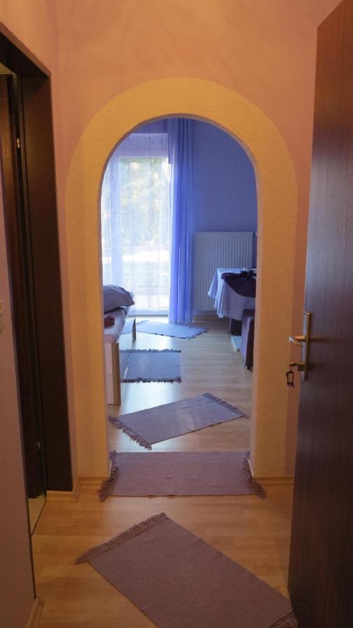Haus Alpenrose Homestay *